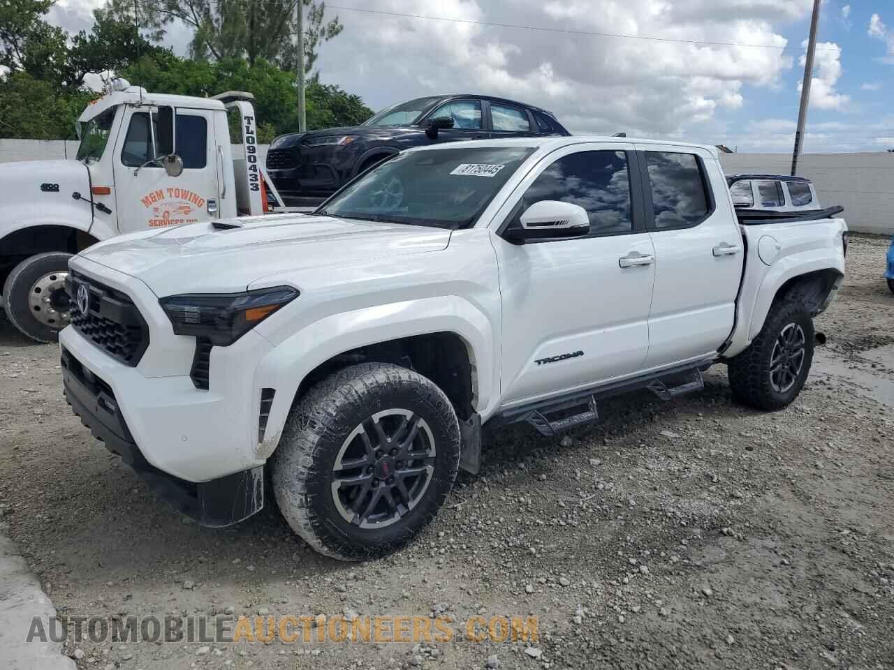 3TMKB5FN9RM006604 TOYOTA TACOMA 2024