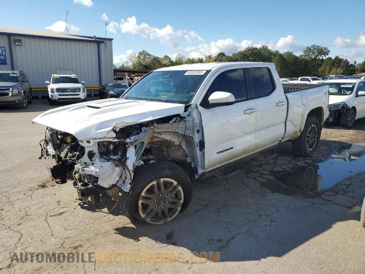 3TMLB5FN2RM019957 TOYOTA TACOMA 2024