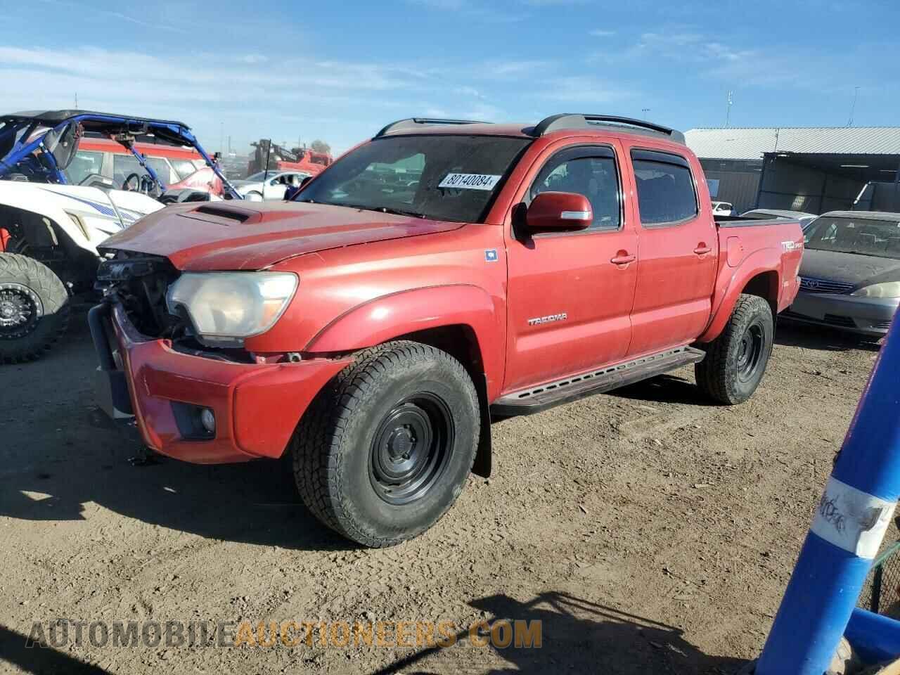 3TMLU4EN1FM171908 TOYOTA TACOMA 2015