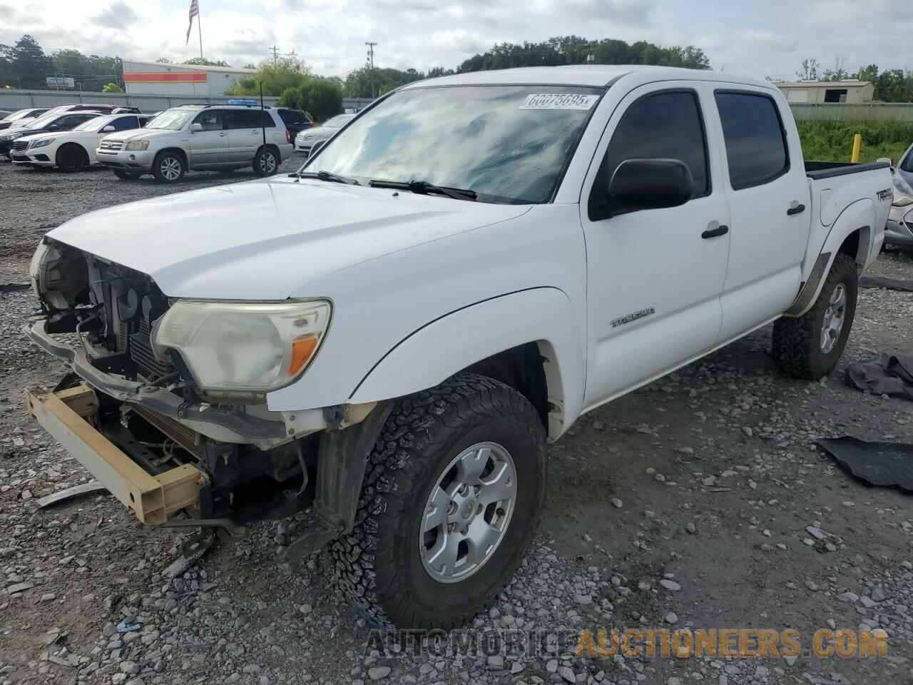 3TMLU4EN5DM124927 TOYOTA TACOMA 2013