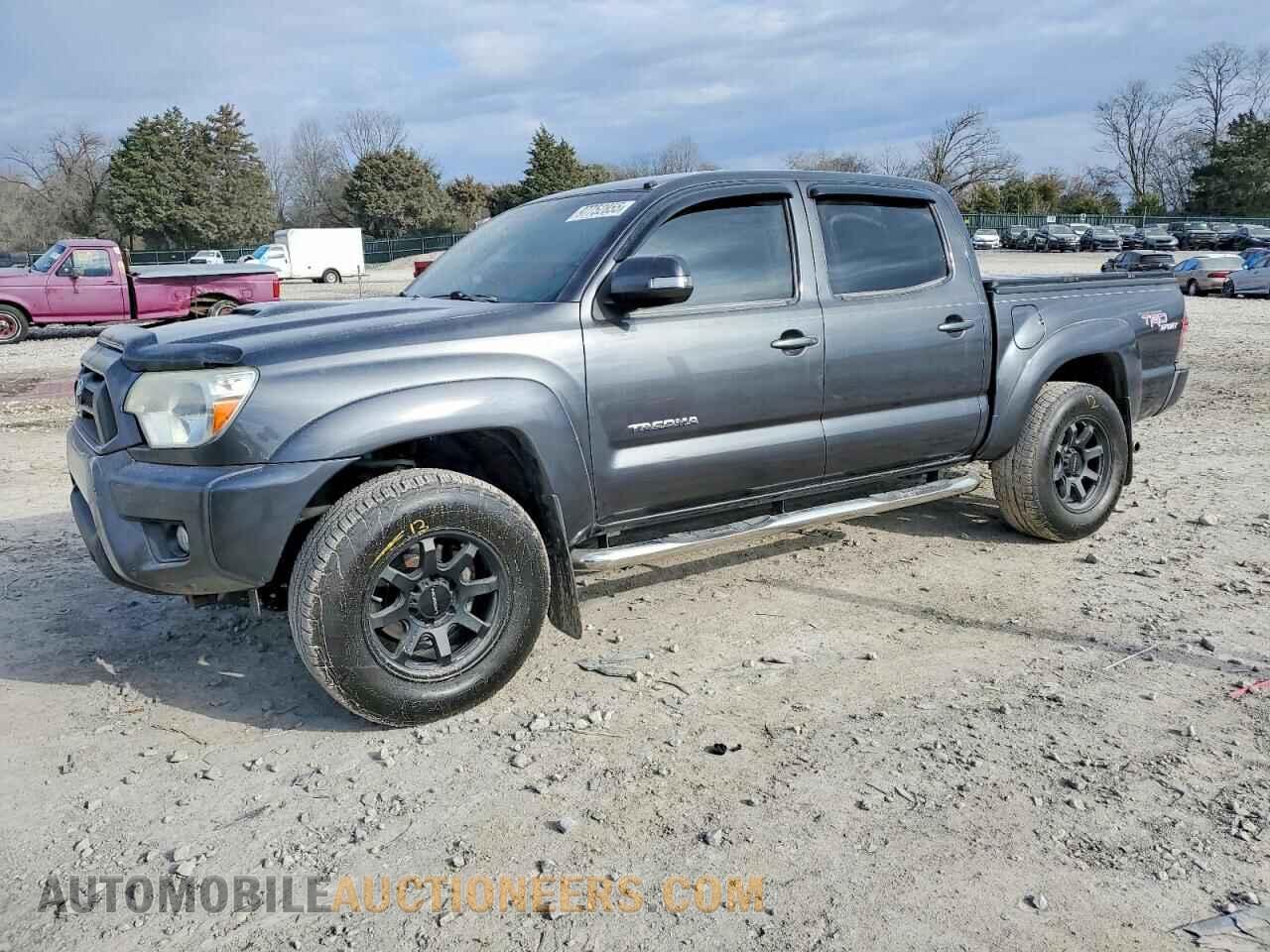 3TMLU4EN6DM123804 TOYOTA TACOMA 2013