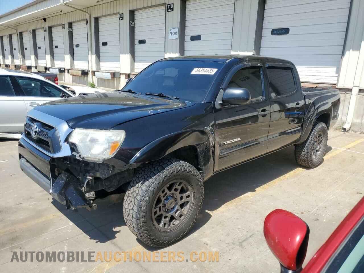 3TMLU4EN9FM176404 TOYOTA TACOMA 2015