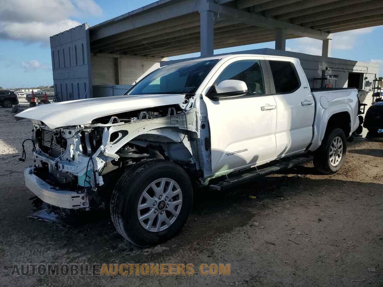 3TYKB5FN2RT007713 TOYOTA TACOMA 2024