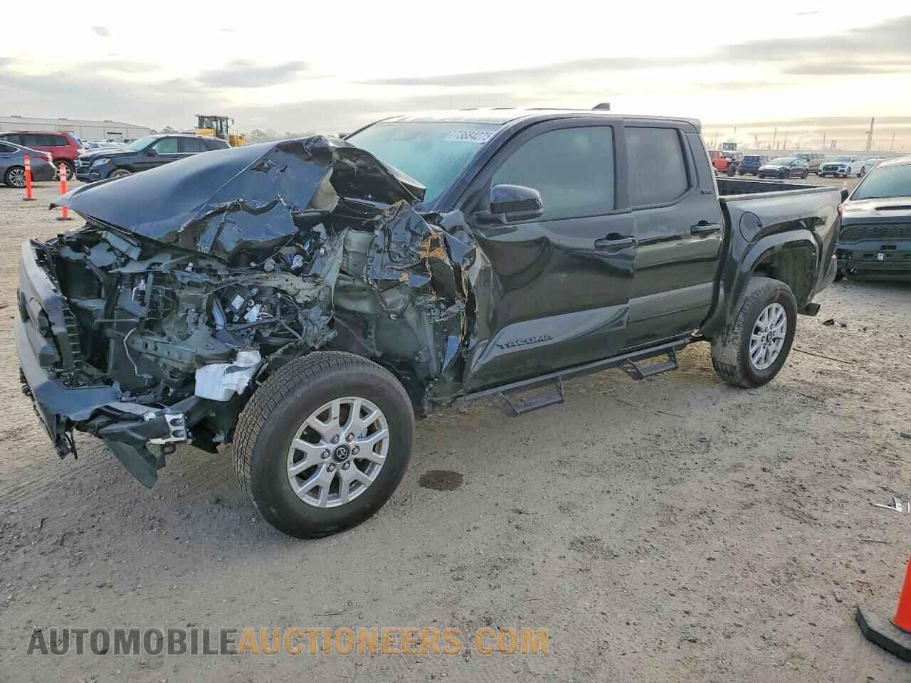 3TYKB5FN8ST024070 TOYOTA TACOMA 2025