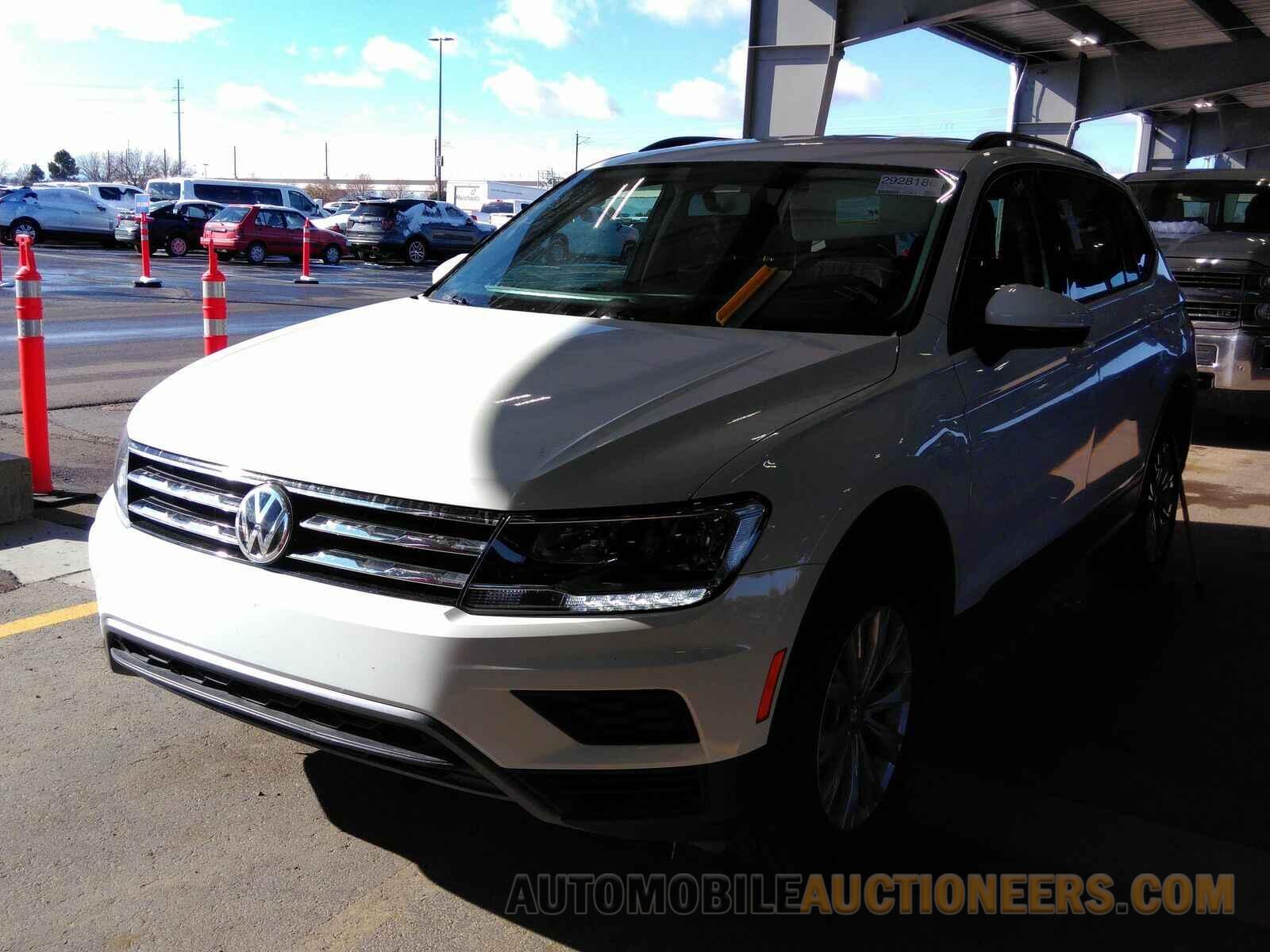 3VV1B7AX3LM079931 Volkswagen Tiguan 2020