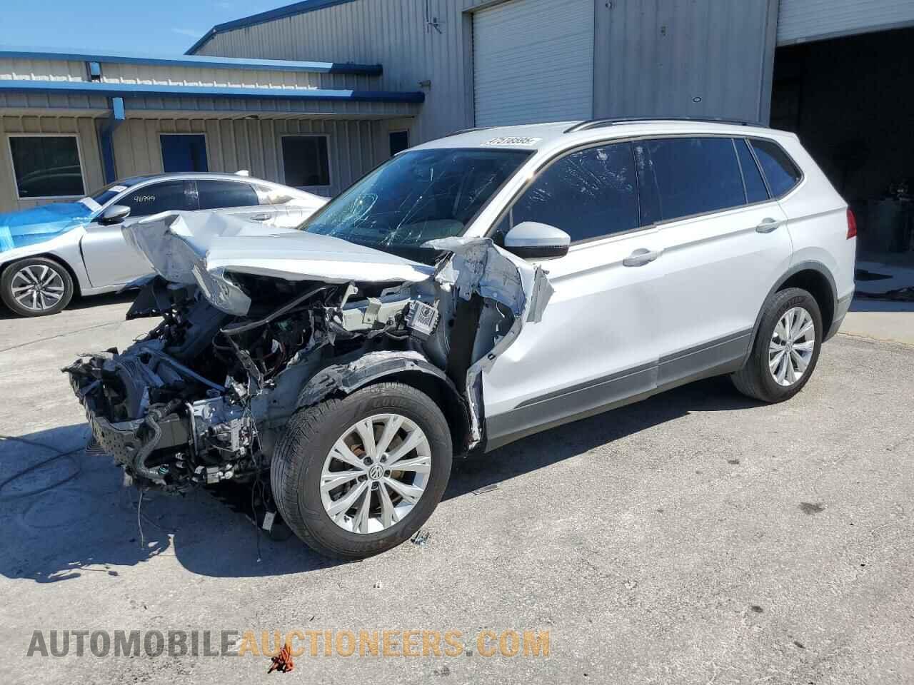 3VV1B7AX7JM057685 VOLKSWAGEN TIGUAN 2018
