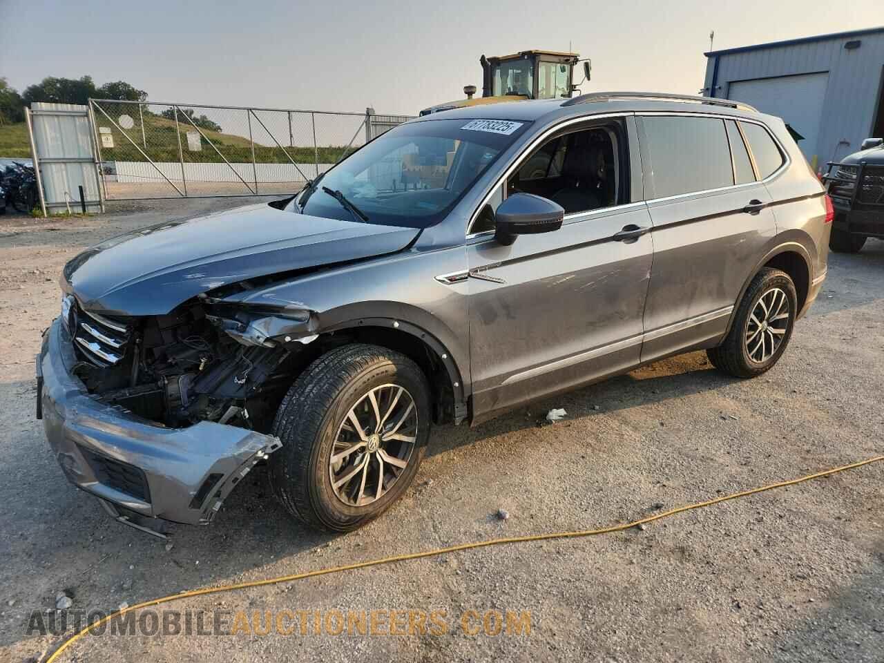 3VV2B7AX2JM197891 VOLKSWAGEN TIGUAN 2018
