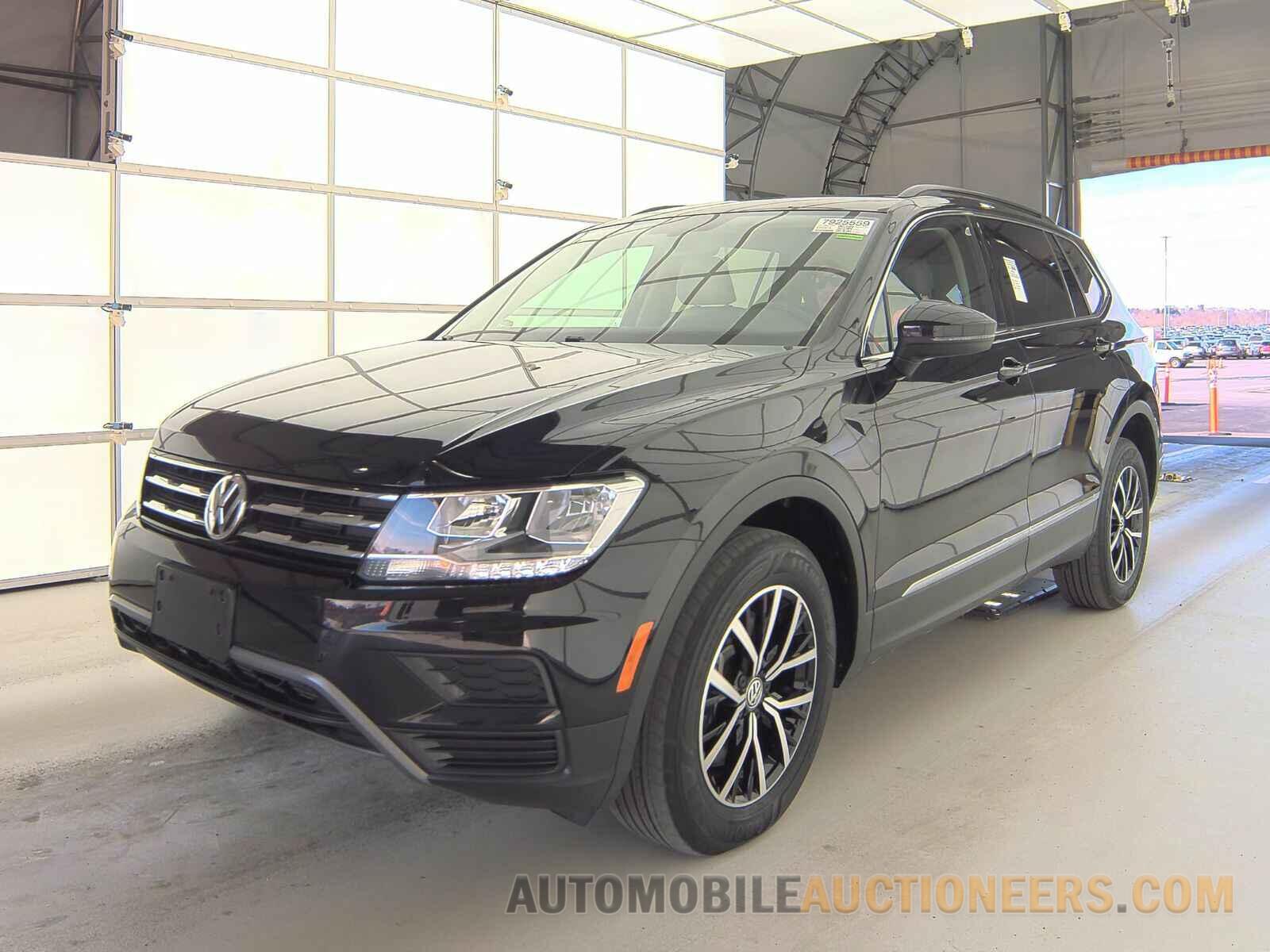 3VV2B7AX3MM074928 Volkswagen Tiguan 2021