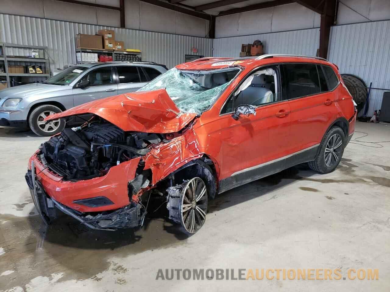 3VV2B7AX5KM052040 VOLKSWAGEN TIGUAN 2019