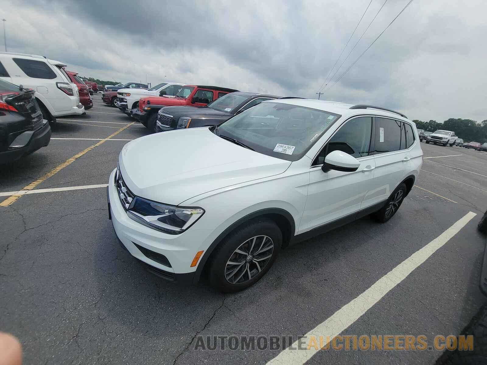 3VV2B7AX6LM147434 Volkswagen Tiguan 2020
