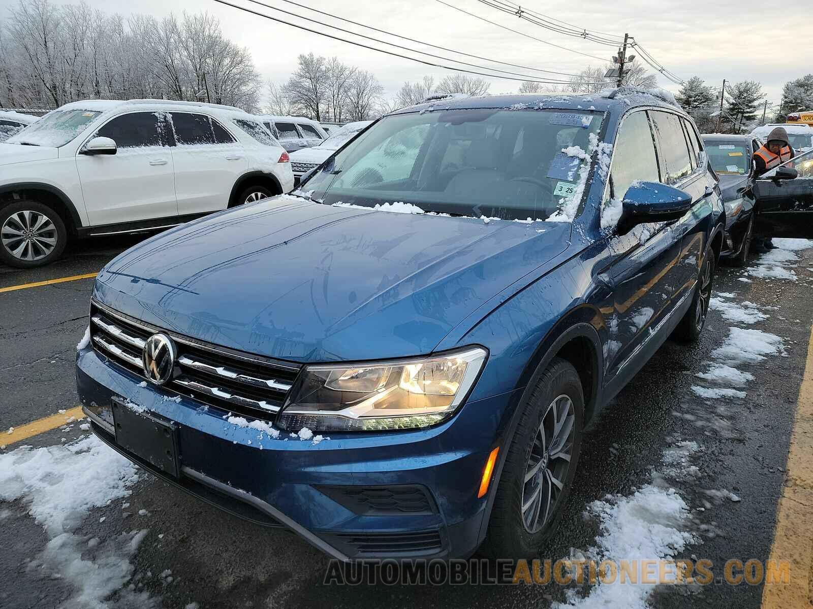 3VV2B7AX8LM007871 Volkswagen Tiguan 2020