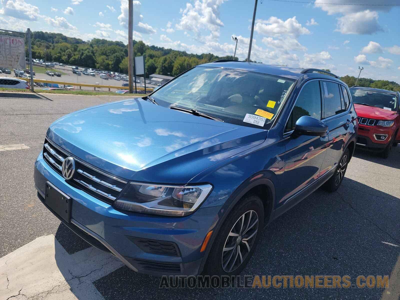 3VV3B7AX2JM102573 Volkswagen Tiguan 2018