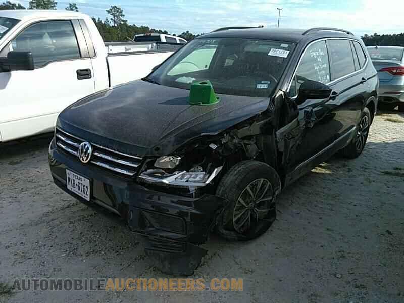 3VV3B7AX9LM059708 Volkswagen Tiguan 2020