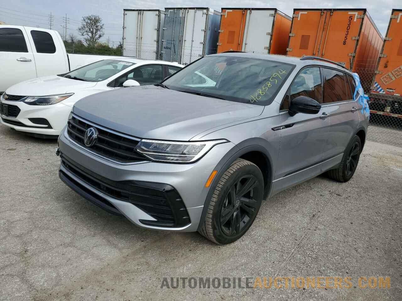 3VV8B7AX8RM003032 VOLKSWAGEN TIGUAN 2024