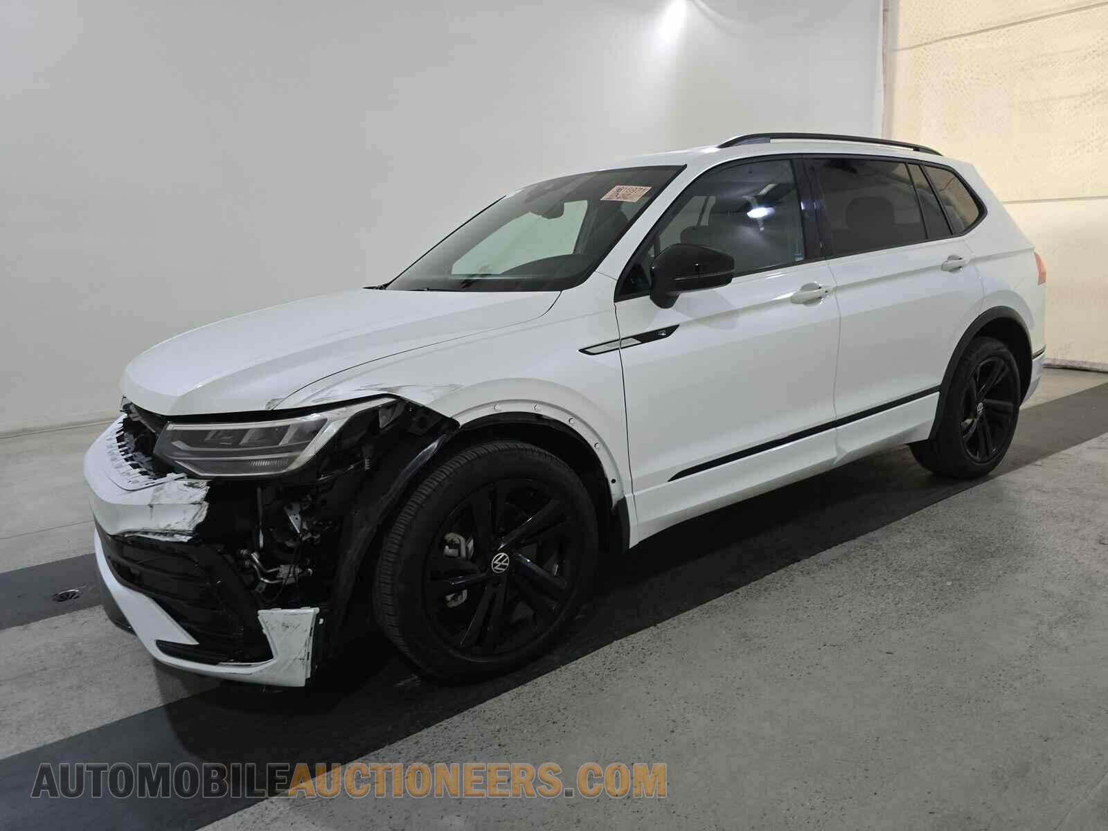 3VVCB7AX4PM040182 Volkswagen Tiguan 2023