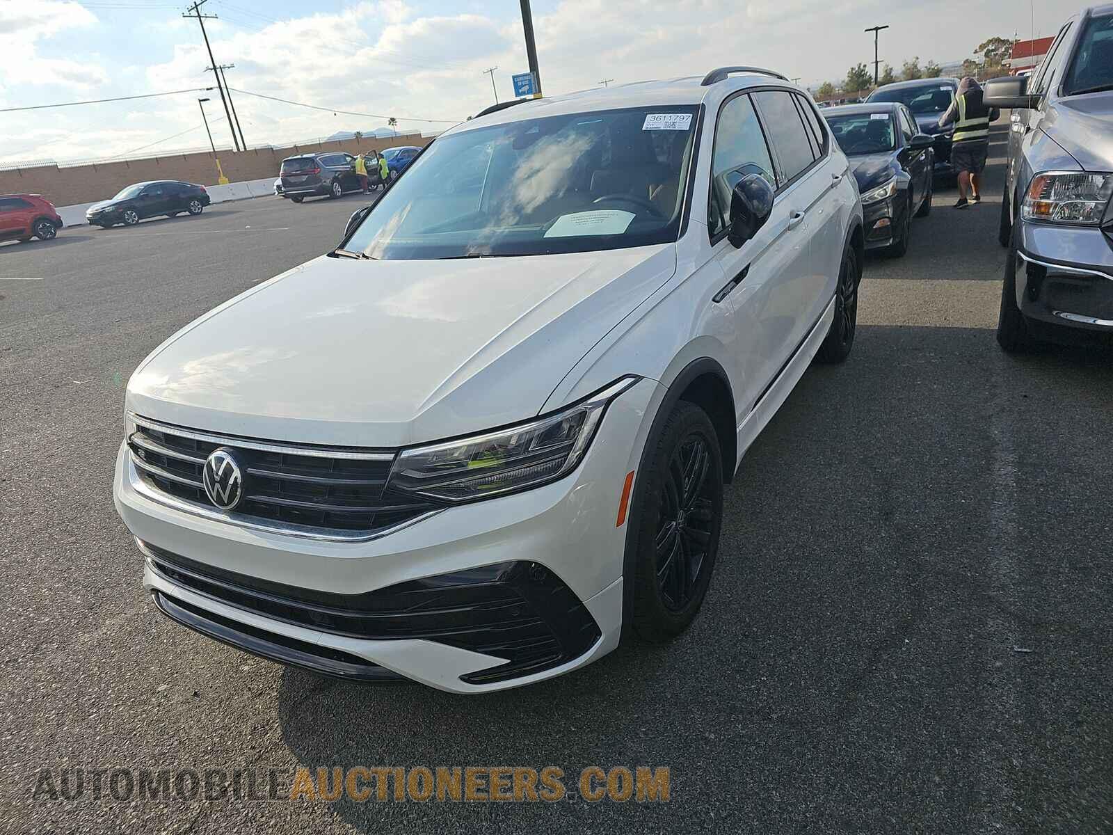 3VVCB7AX5NM000321 Volkswagen Tiguan 2022
