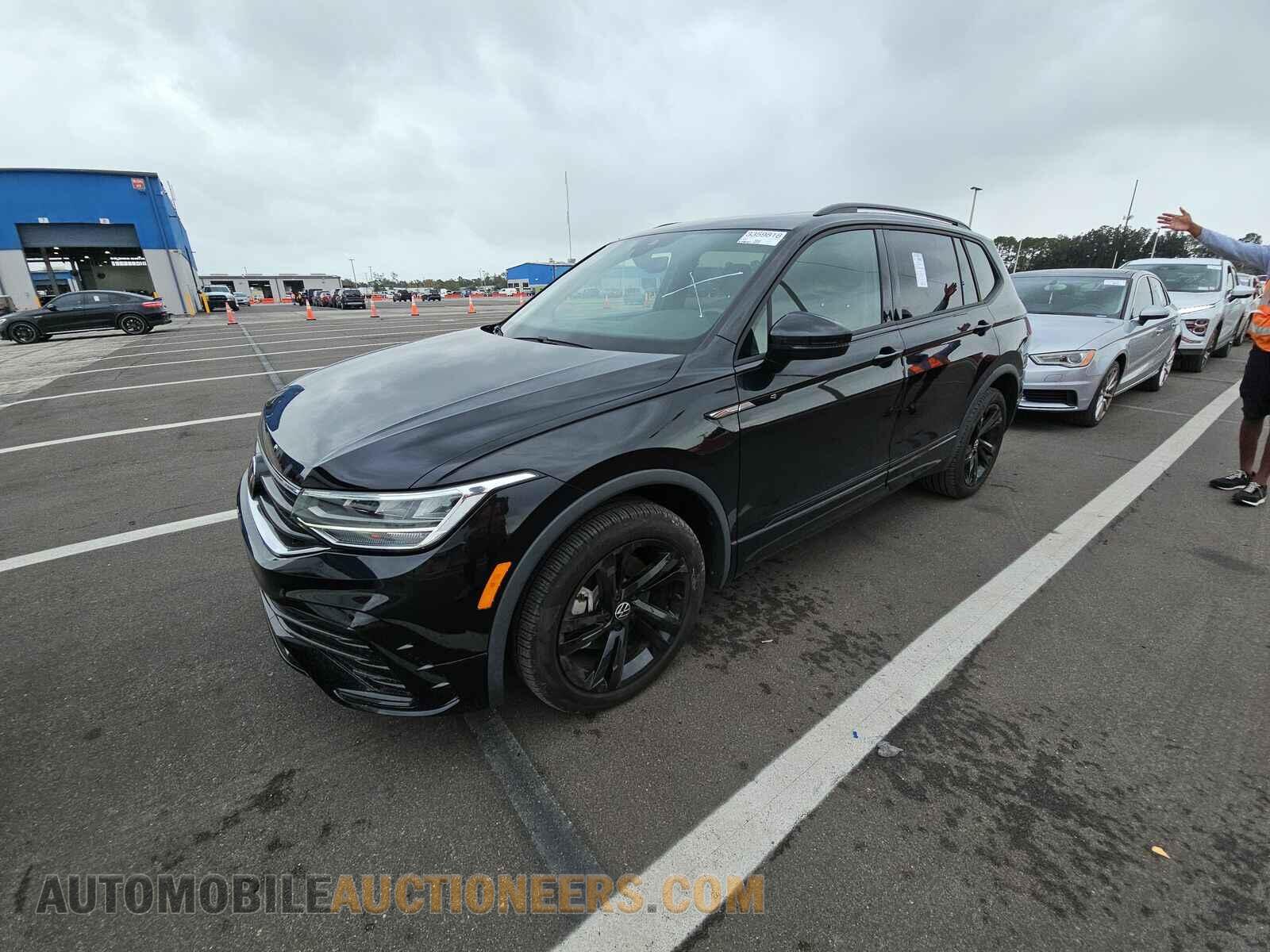 3VVCB7AX7PM032612 Volkswagen Tiguan 2023