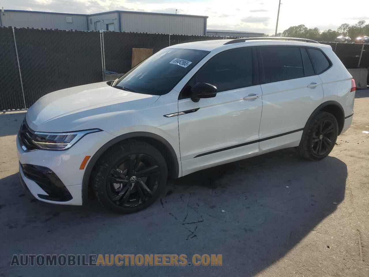 3VVCB7AX8RM019189 VOLKSWAGEN TIGUAN 2024