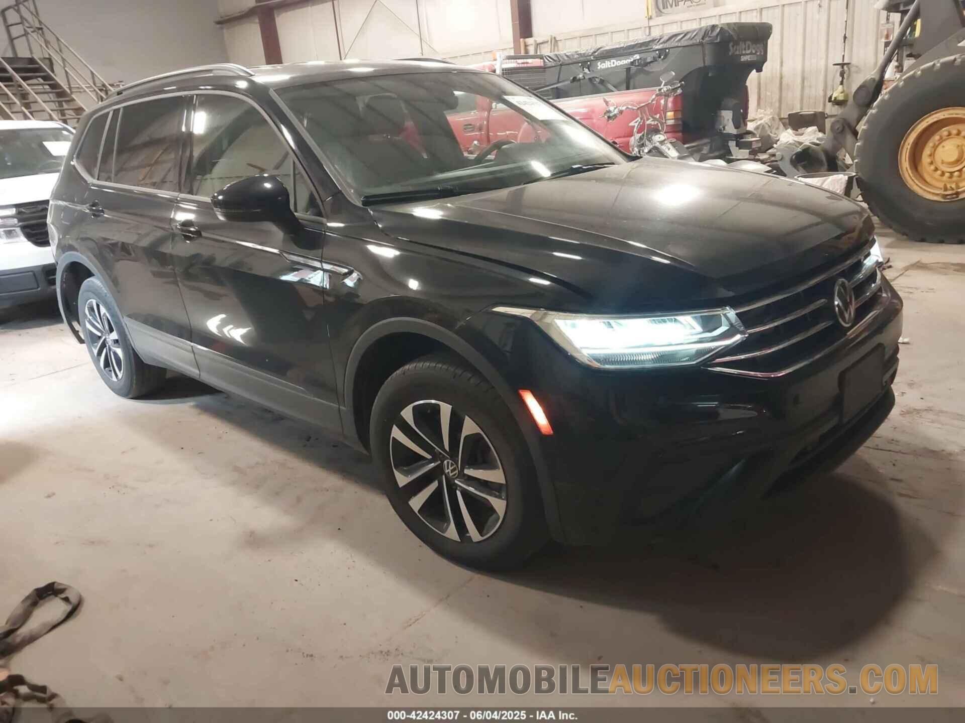 3VVFB7AX1RM043864 VOLKSWAGEN TIGUAN 2024
