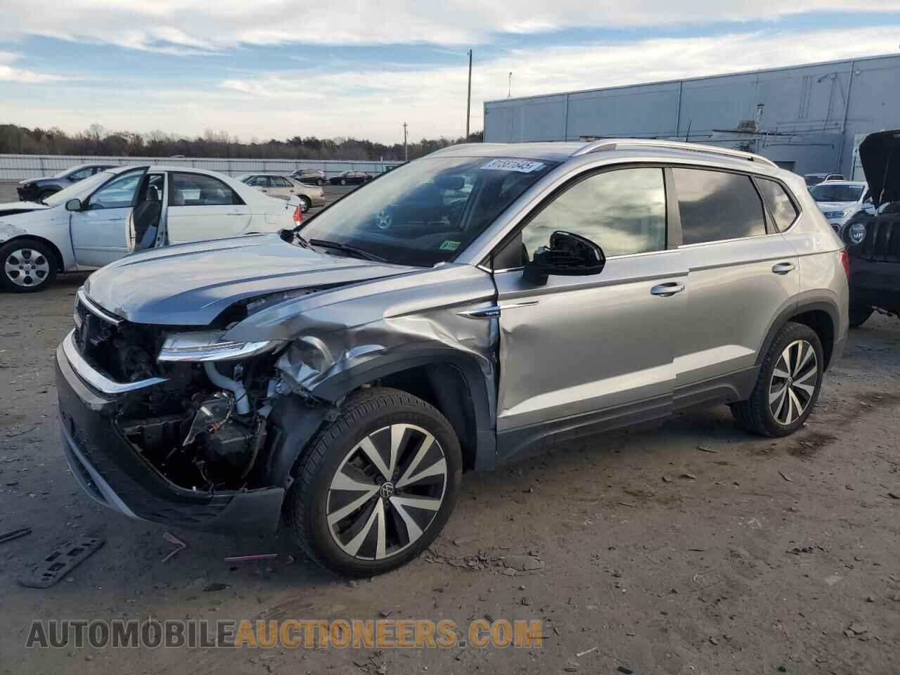 3VVSX7B24RM106295 VOLKSWAGEN TAOS SE 2024