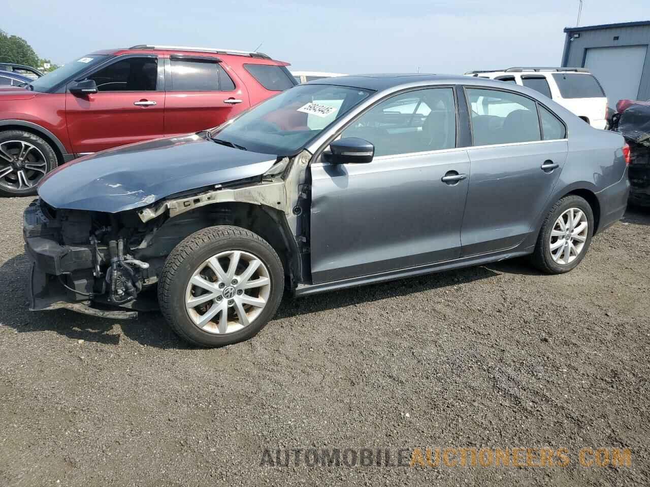 3VWD17AJ8EM405443 VOLKSWAGEN JETTA 2014