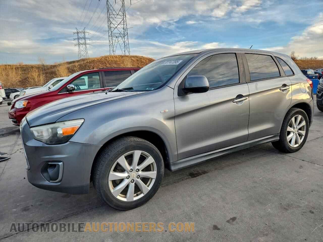 4A4AP3AU2EE023740 MITSUBISHI OUTLANDER 2014