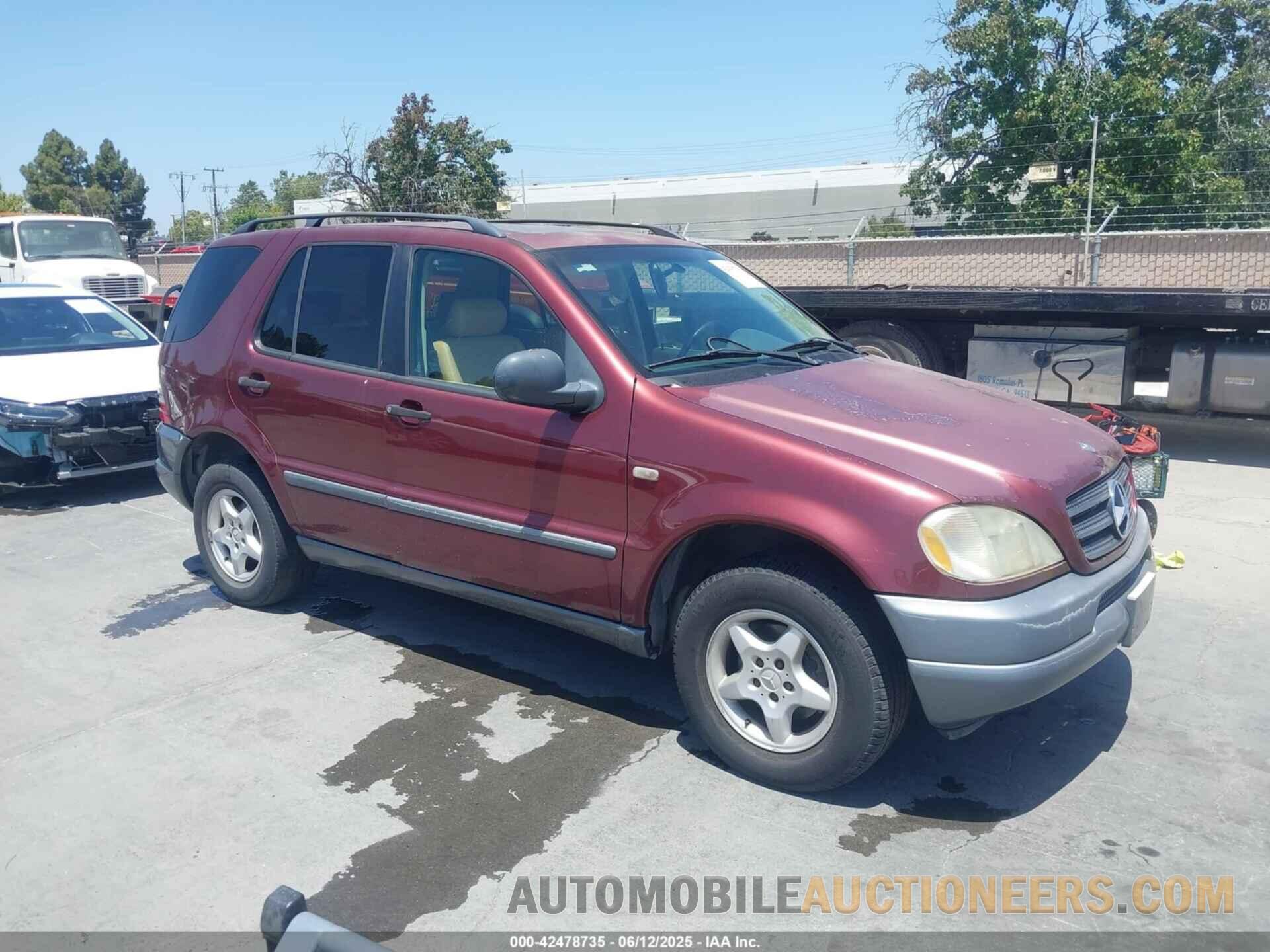 4JGAB54E4XA118862 MERCEDES-BENZ ML 320 1999