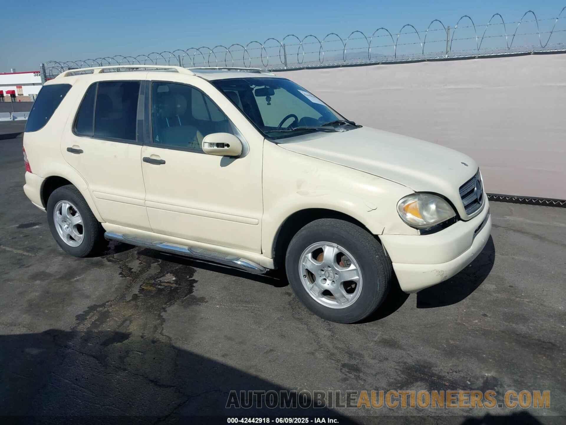 4JGAB57E34A498428 MERCEDES-BENZ ML 350 2004