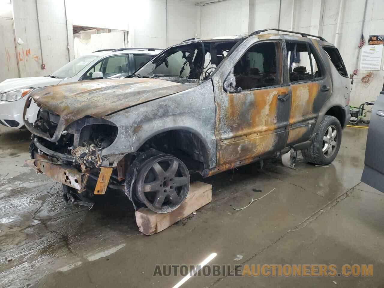4JGAB75E85A535327 MERCEDES-BENZ M-CLASS 2005