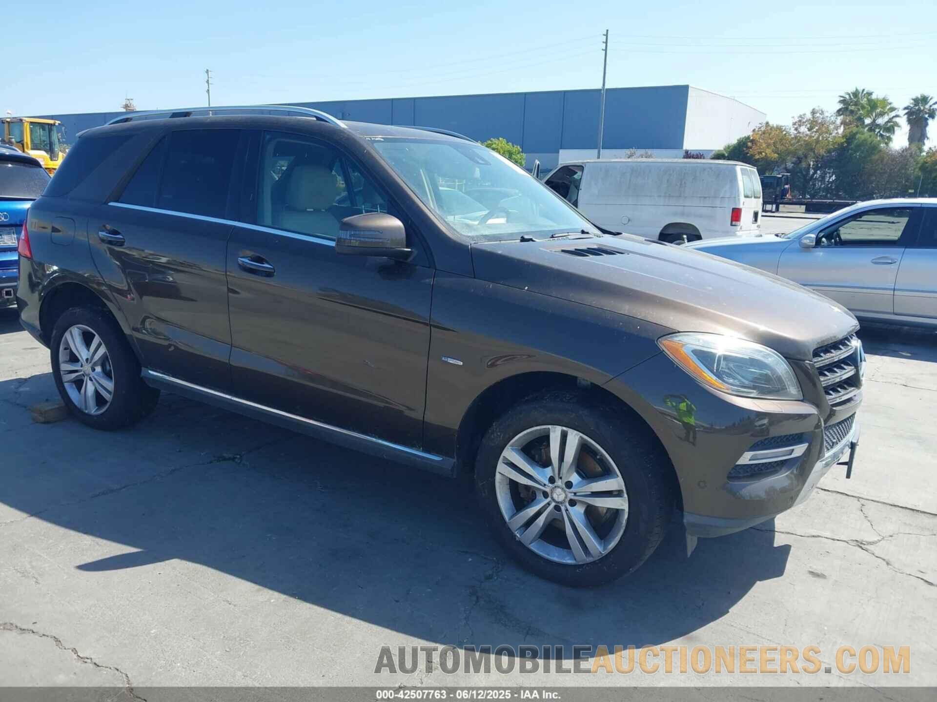 4JGDA2EB0CA082259 MERCEDES-BENZ ML 350 BLUETEC 2012