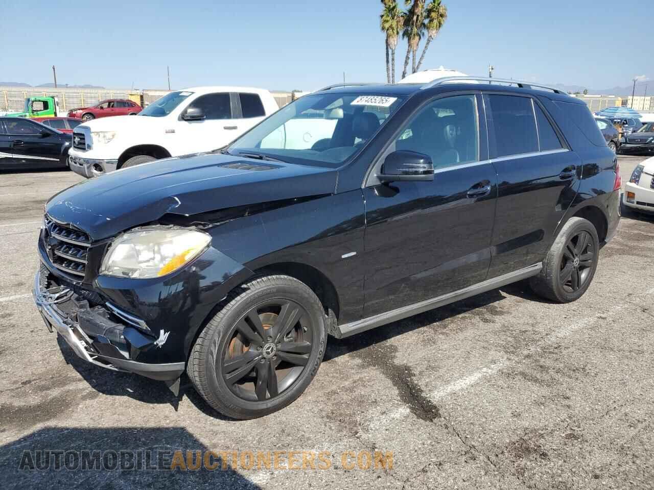 4JGDA2EB1CA061663 MERCEDES-BENZ M-CLASS 2012