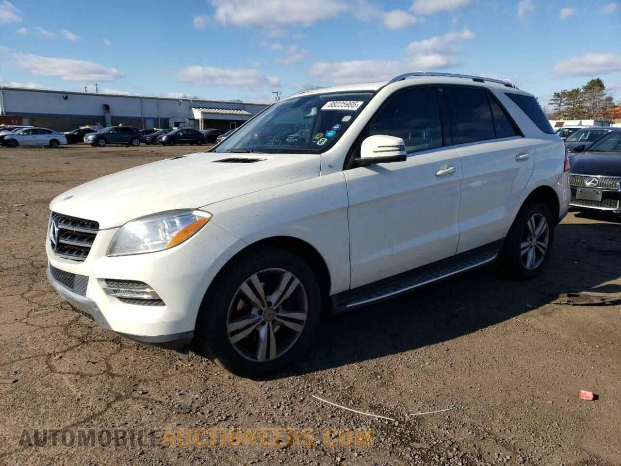 4JGDA2EB9DA163262 MERCEDES-BENZ M-CLASS 2013
