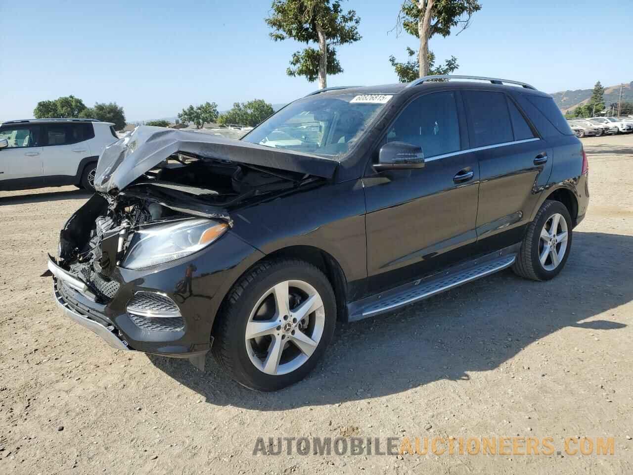 4JGDA5HB0JB093461 MERCEDES-BENZ GLE-CLASS 2018