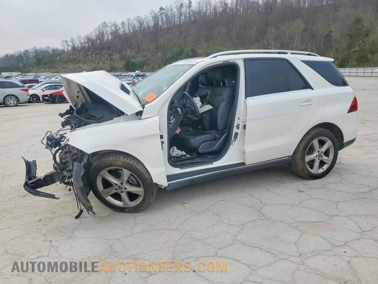 4JGDA5HB3JB144449 MERCEDES-BENZ GLE-CLASS 2018