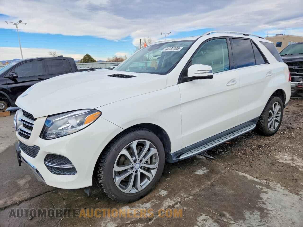 4JGDA5HB3JB165821 MERCEDES-BENZ GLE-CLASS 2018
