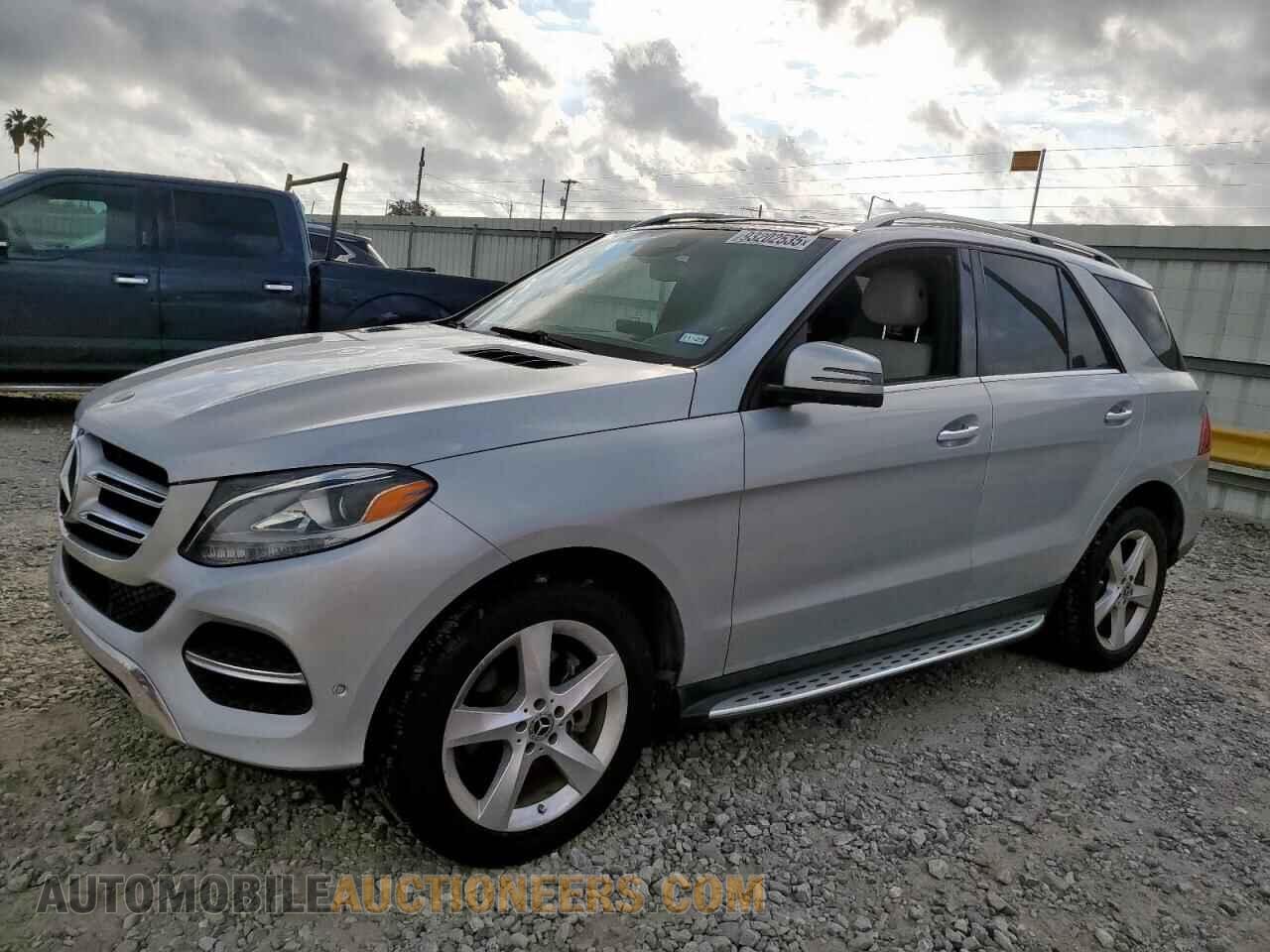 4JGDA5JB3JB013807 MERCEDES-BENZ GLE-CLASS 2018