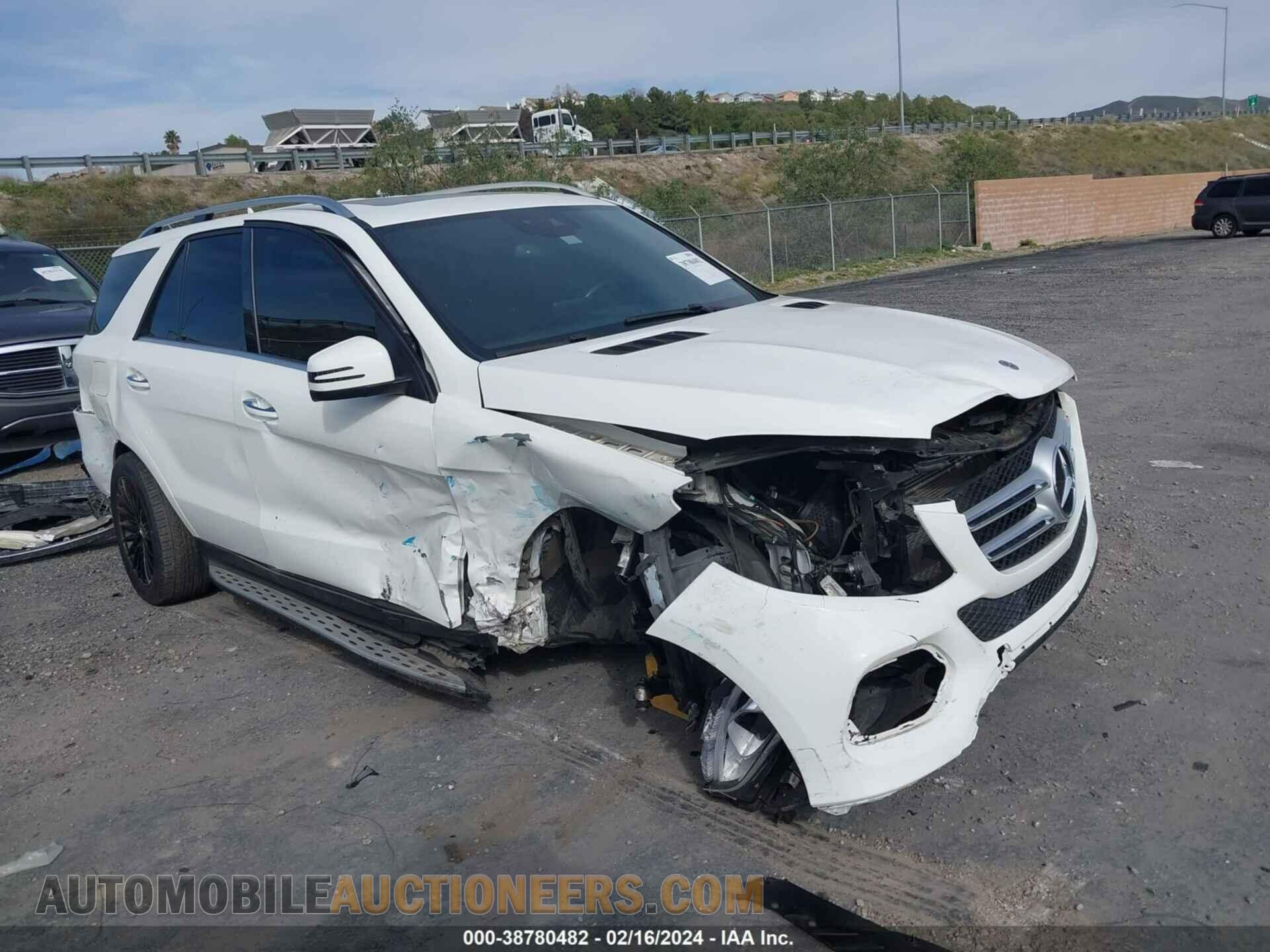4JGDA5JB3JB033216 MERCEDES-BENZ GLE 350 2018
