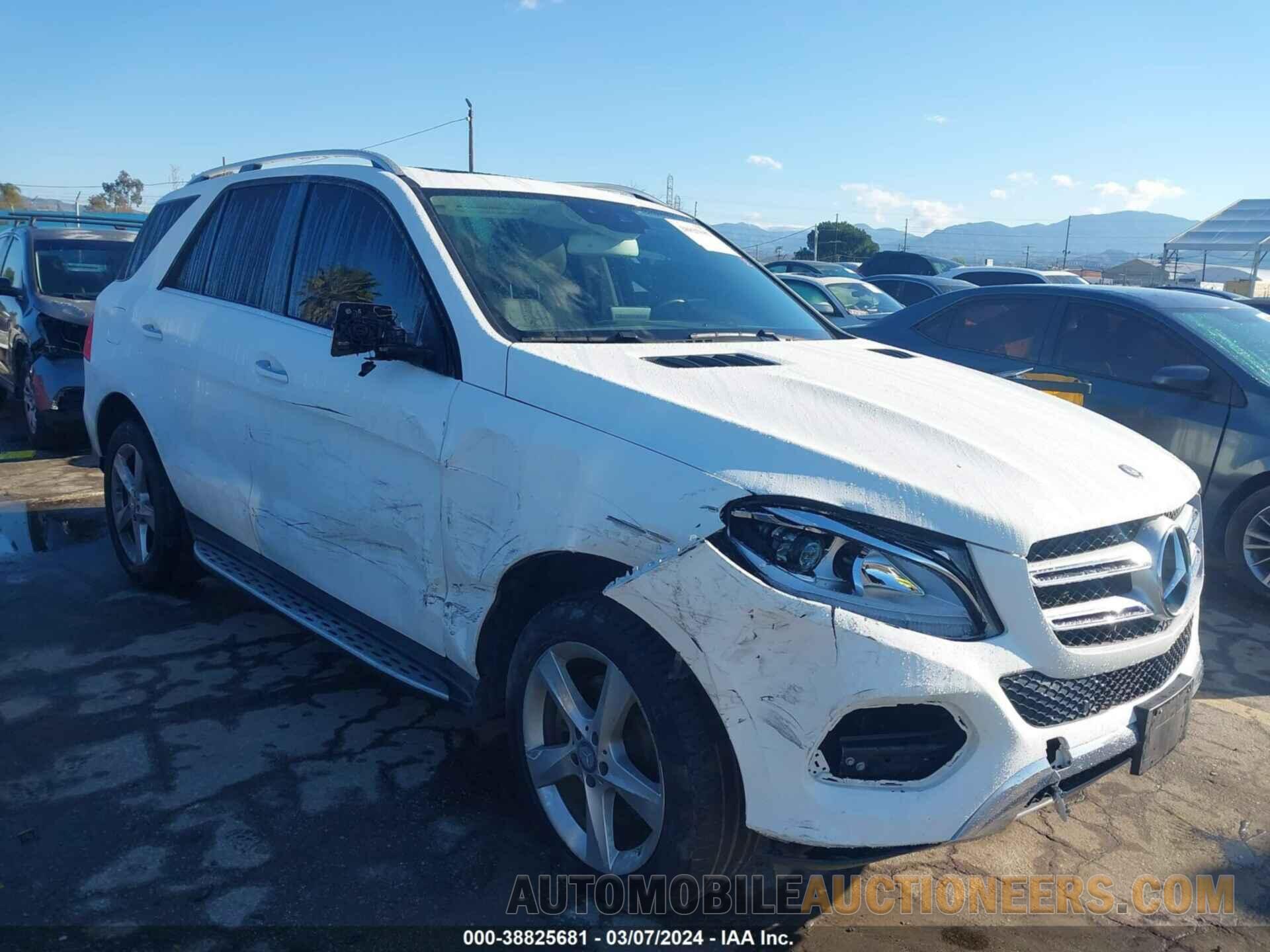 4JGDA5JB9HA820896 MERCEDES-BENZ GLE 350 2017