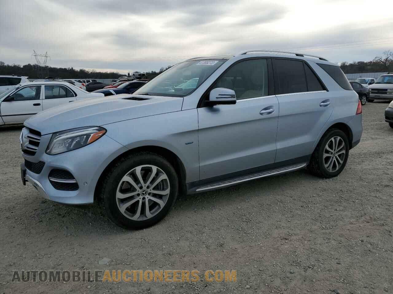 4JGDA6DB3JB083499 MERCEDES-BENZ GLE-CLASS 2018