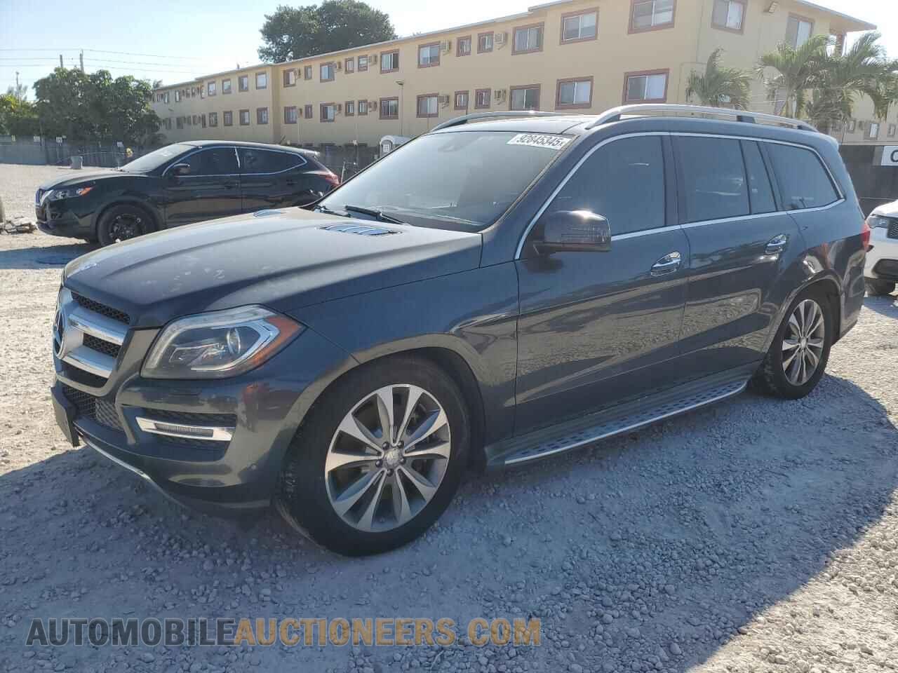 4JGDF7CE2DA246771 MERCEDES-BENZ GL-CLASS 2013