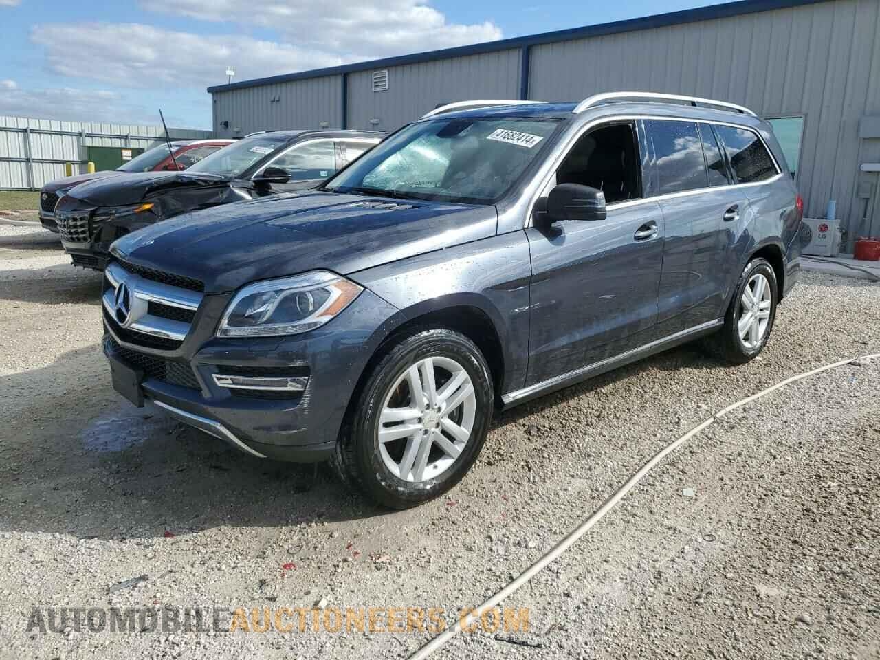4JGDF7CE9DA205215 MERCEDES-BENZ GL-CLASS 2013