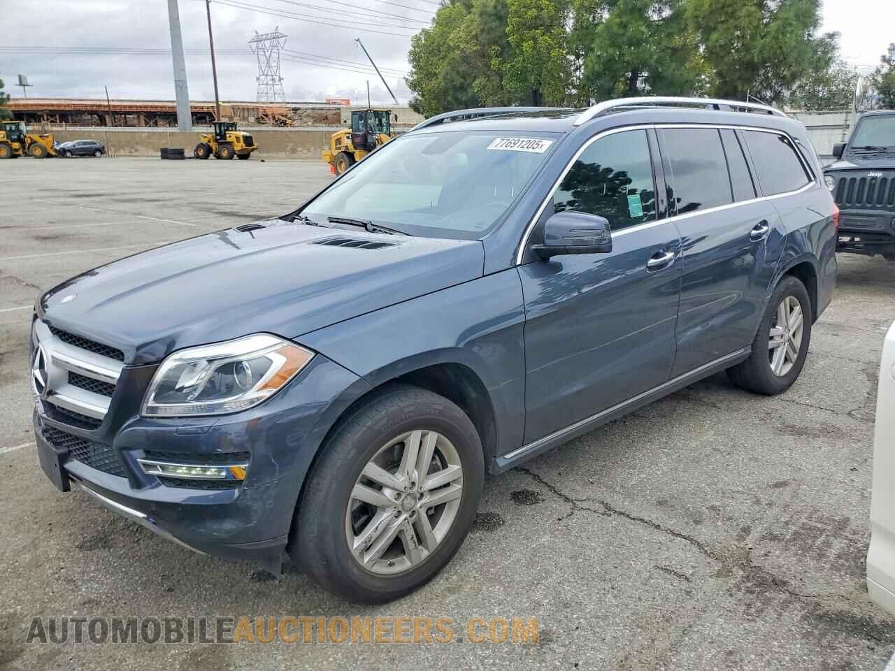 4JGDF7CE9DA244306 MERCEDES-BENZ GL-CLASS 2013