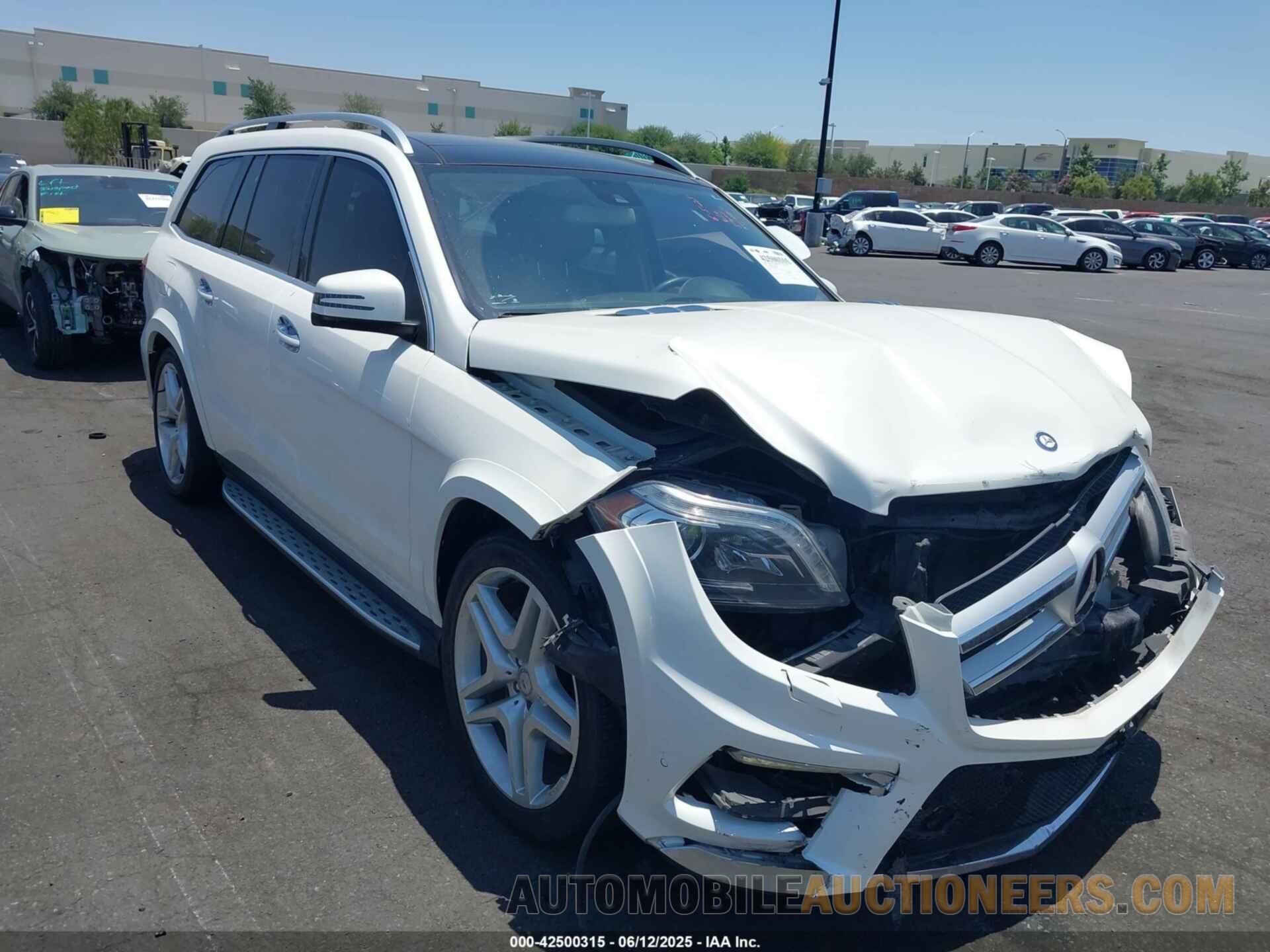 4JGDF7DE2FA468258 MERCEDES-BENZ GL 550 2015