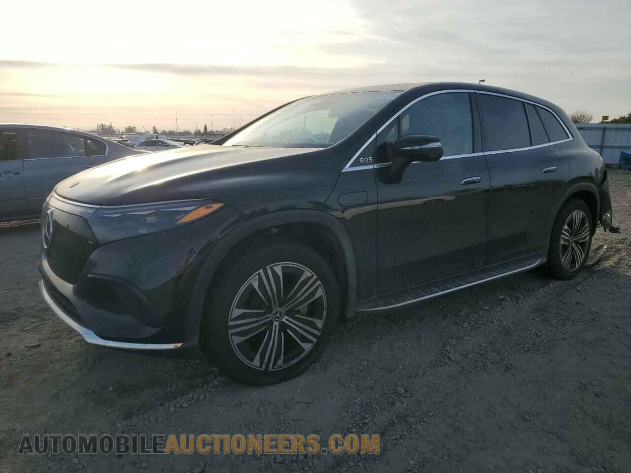 4JGDM2DB2PA003821 MERCEDES-BENZ EQS SUV 45 2023