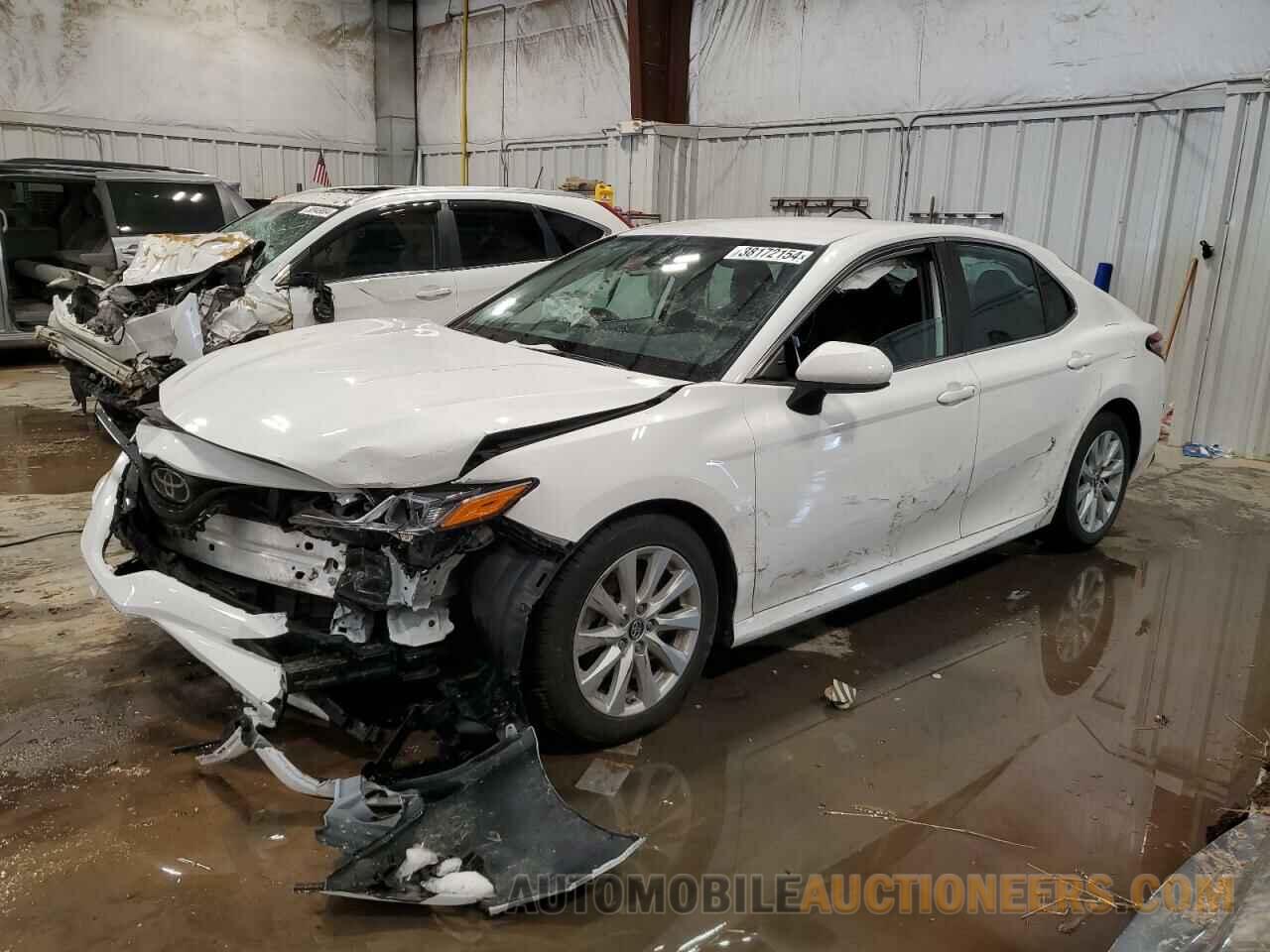 4T1B11HK4KU260667 TOYOTA CAMRY 2019