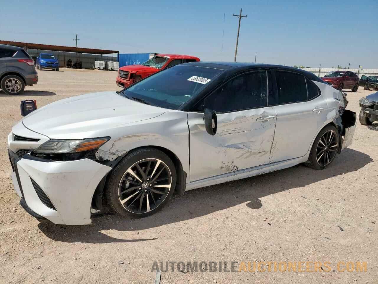 4T1B61HK2JU039097 TOYOTA CAMRY 2018
