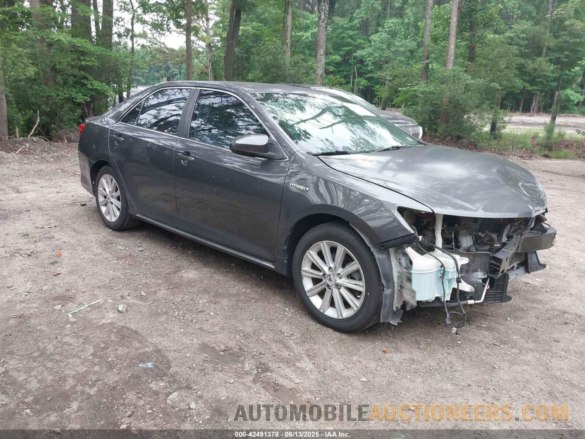 4T1BD1FK3CU044143 TOYOTA CAMRY HYBRID 2012