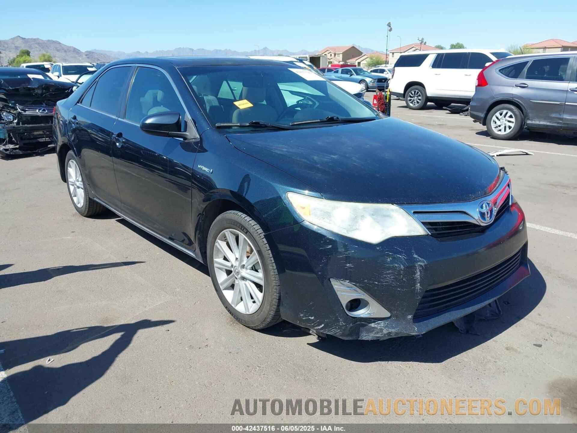 4T1BD1FK4DU075404 TOYOTA CAMRY HYBRID 2013