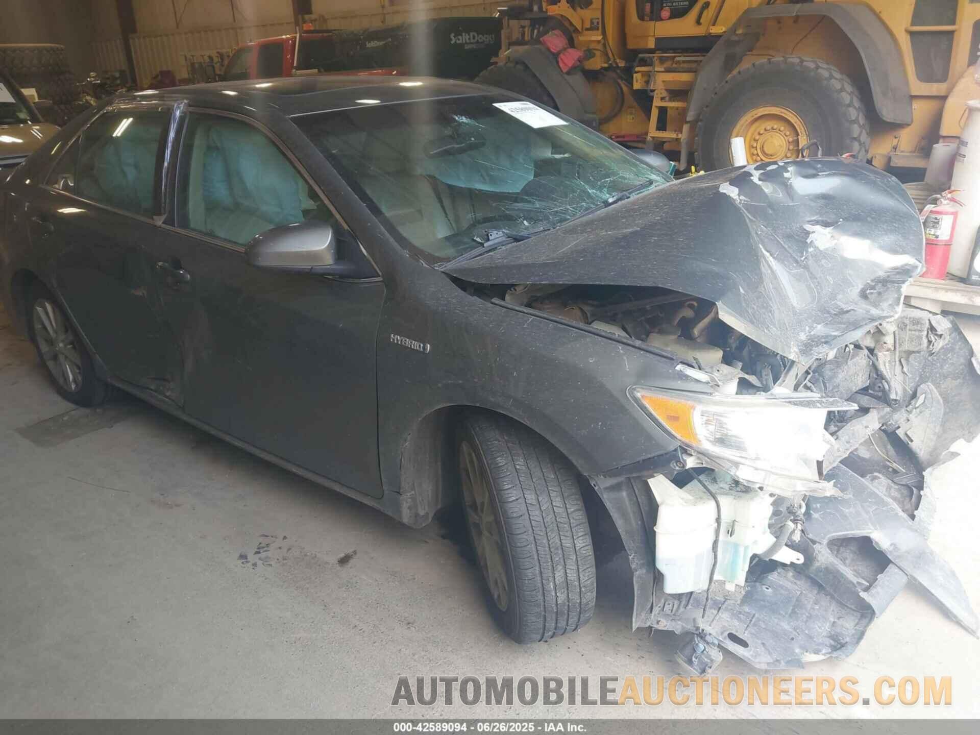 4T1BD1FK5DU064198 TOYOTA CAMRY HYBRID 2013