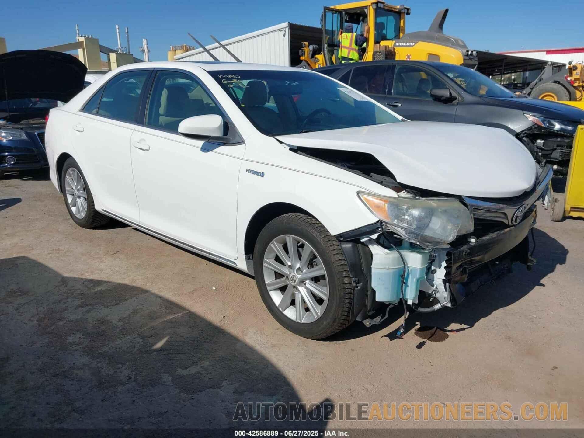 4T1BD1FK5DU067702 TOYOTA CAMRY HYBRID 2013
